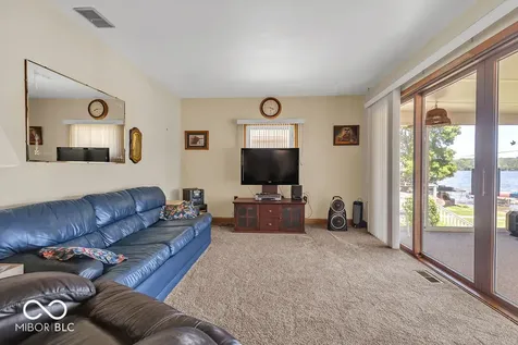 7667 N John Young Road Unionville IN 47468