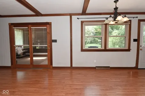 318 Kirk Drive W Indianapolis IN 46234