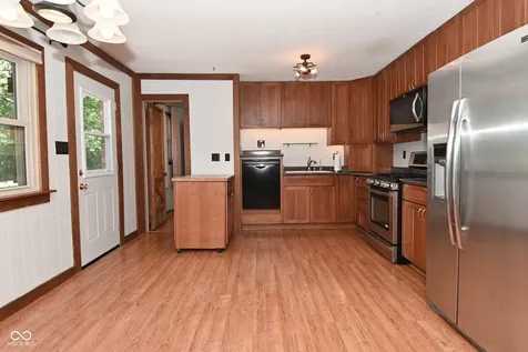 318 Kirk Drive W Indianapolis IN 46234