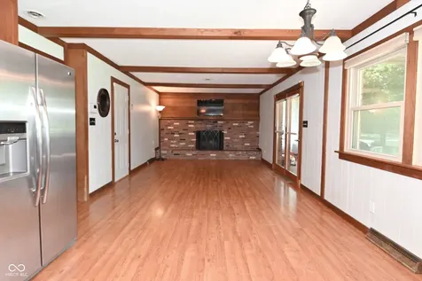 318 Kirk Drive W Indianapolis IN 46234