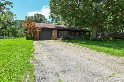 318 Kirk Drive W Indianapolis IN 46234