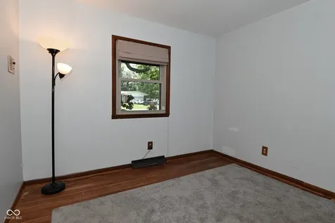 318 Kirk Drive W Indianapolis IN 46234