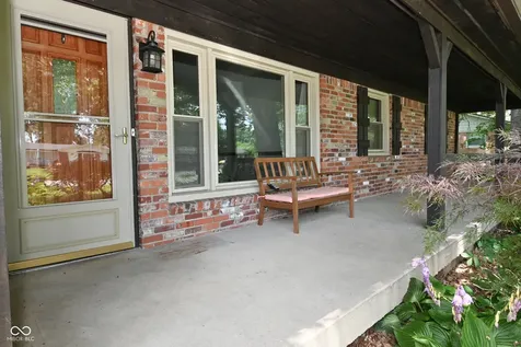 318 Kirk Drive W Indianapolis IN 46234
