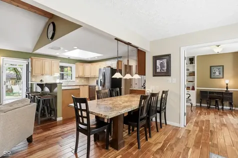 9689 Sycamore Road Carmel IN 46032