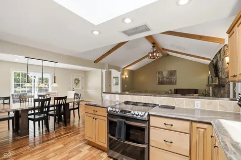 9689 Sycamore Road Carmel IN 46032