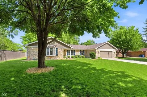 9689 Sycamore Road Carmel IN 46032