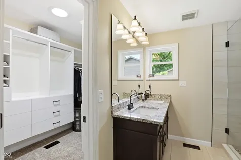 9689 Sycamore Road Carmel IN 46032