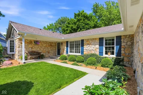 9689 Sycamore Road Carmel IN 46032