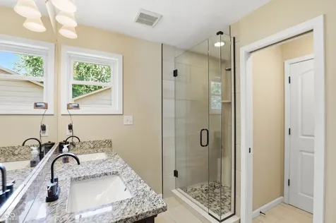 9689 Sycamore Road Carmel IN 46032