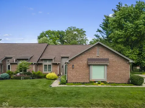 8951 Pennwood Court Indianapolis IN 46240