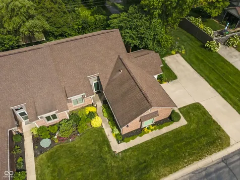 8951 Pennwood Court Indianapolis IN 46240