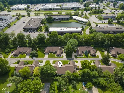 8951 Pennwood Court Indianapolis IN 46240