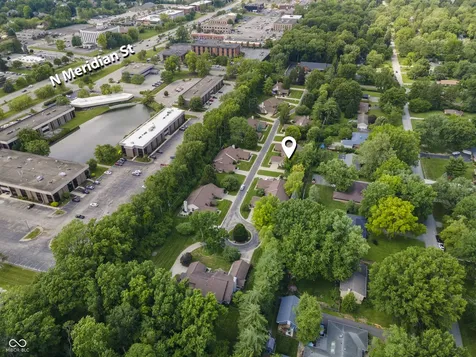 8951 Pennwood Court Indianapolis IN 46240
