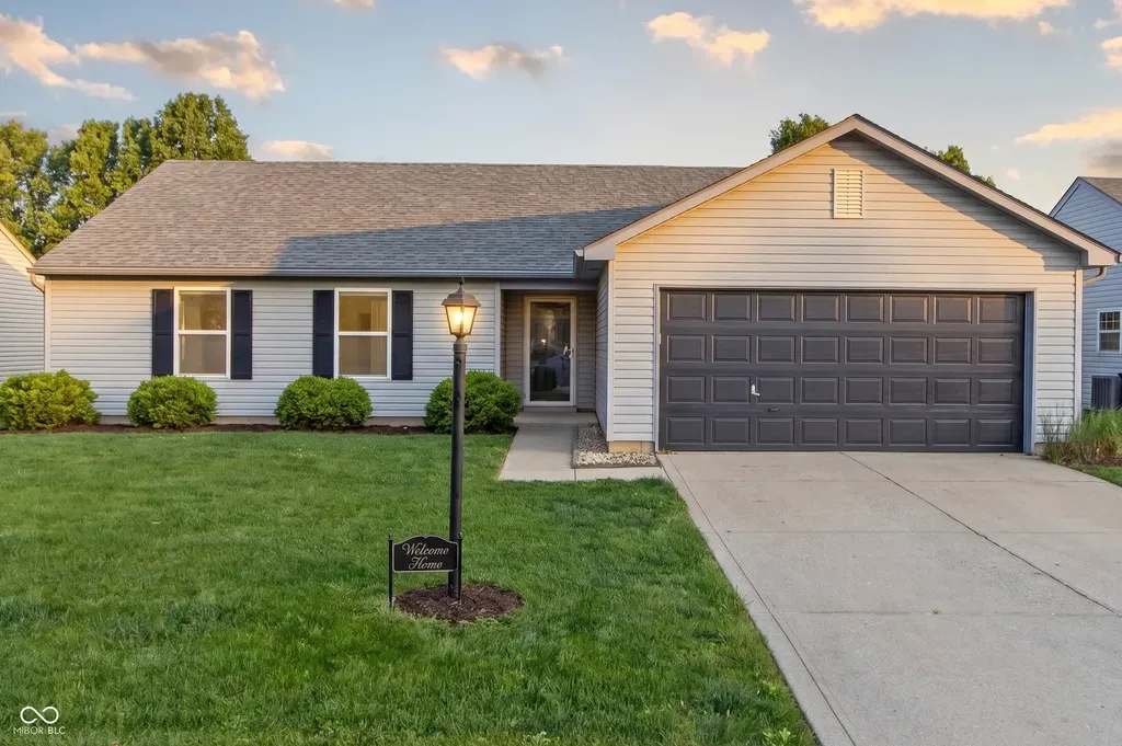 19551 Amber Way Noblesville IN 46060