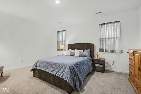 2280 Pine Valley Drive Plainfield IN 46168