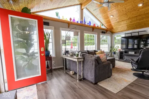 2305 Caldwell Place Columbus IN 47201