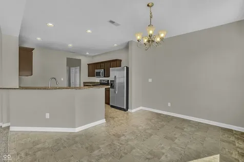 2273 Shadow Bend Drive Columbus IN 47201