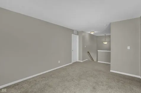 2273 Shadow Bend Drive Columbus IN 47201