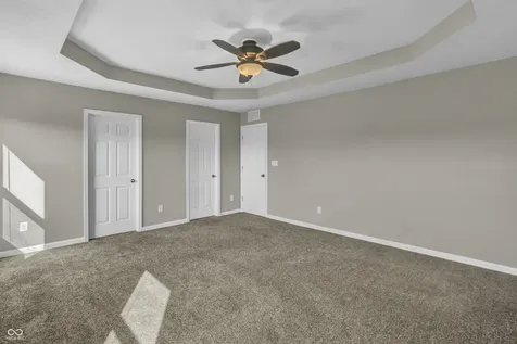 2273 Shadow Bend Drive Columbus IN 47201