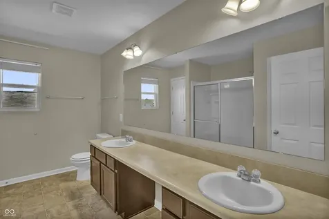 2273 Shadow Bend Drive Columbus IN 47201