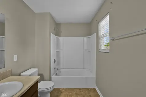 2273 Shadow Bend Drive Columbus IN 47201
