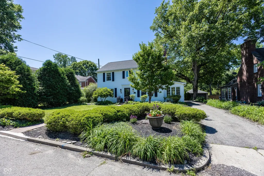 415 E 45th Street Indianapolis IN 46205
