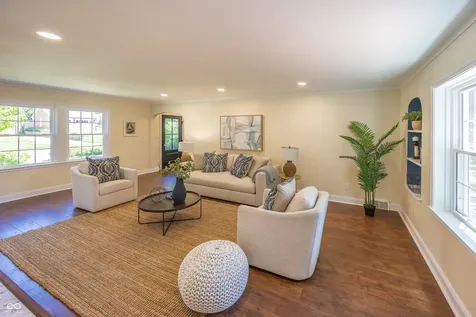 415 E 45th Street Indianapolis IN 46205