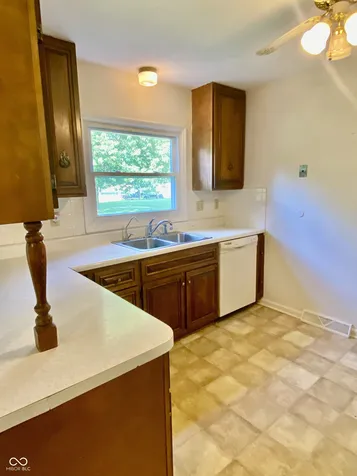 6453 Walnut Way Brownsburg IN 46112
