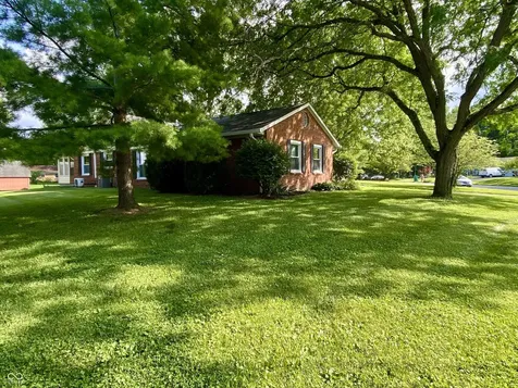 6453 Walnut Way Brownsburg IN 46112
