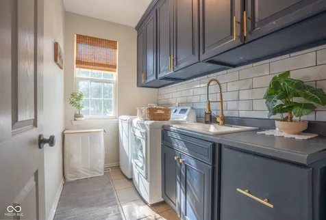 11667 Shadowwood Court Zionsville IN 46077