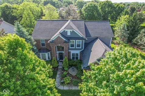 11667 Shadowwood Court Zionsville IN 46077