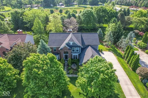 11667 Shadowwood Court Zionsville IN 46077