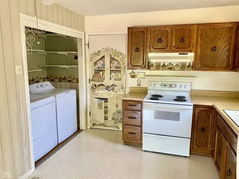 7749 Venetian Way Indianapolis IN 46217