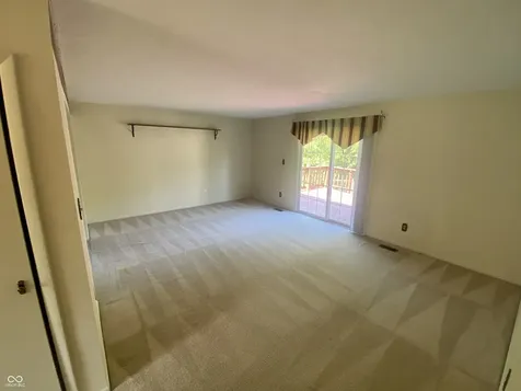 7749 Venetian Way Indianapolis IN 46217