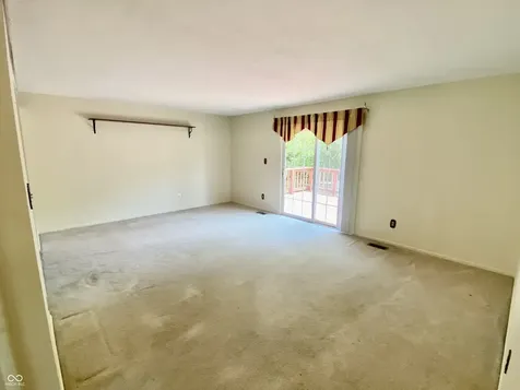 7749 Venetian Way Indianapolis IN 46217