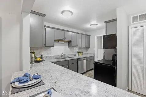 650 Arthur Drive Carmel IN 46280