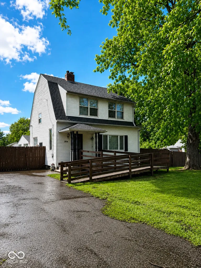 304 W Hanna Avenue Indianapolis IN 46217