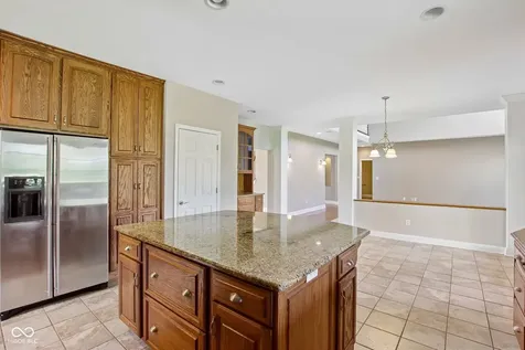 4450 W 300 N Fairland IN 46126