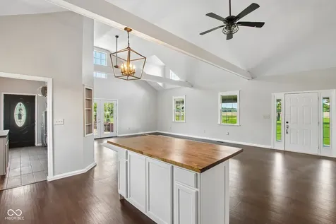 4450 W 300 N Fairland IN 46126
