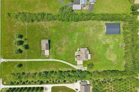 4450 W 300 N Fairland IN 46126