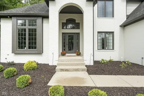 8956 Admirals Bay Drive Indianapolis IN 46236