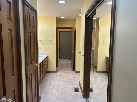 4964 W Cedar Cove Drive New Palestine IN 46163