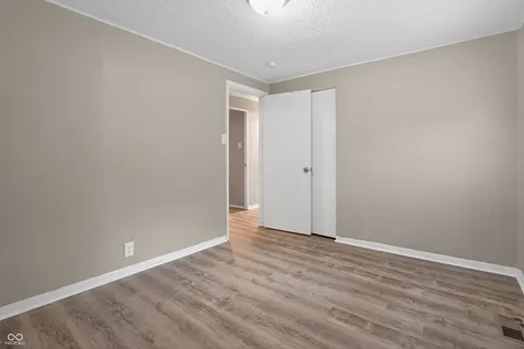 7402 E 46th Street Indianapolis IN 46226