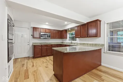 4845 Laurel Hall Drive Indianapolis IN 46226
