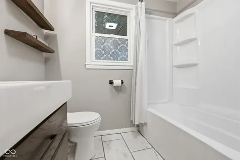 4845 Laurel Hall Drive Indianapolis IN 46226