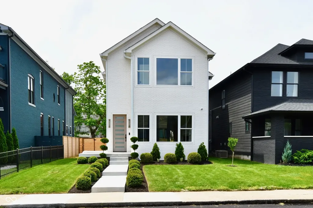 2054 Carrollton Avenue Indianapolis IN 46202