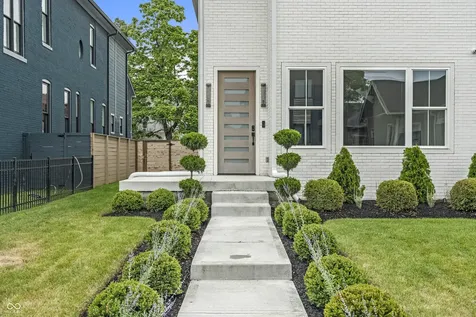 2054 Carrollton Avenue Indianapolis IN 46202