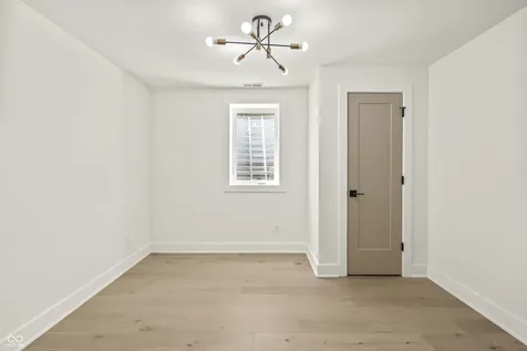 2054 Carrollton Avenue Indianapolis IN 46202