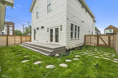 2054 Carrollton Avenue Indianapolis IN 46202