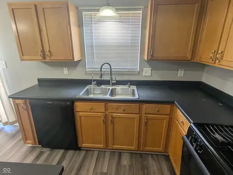 5567 Washington Avenue Bargersville IN 46106